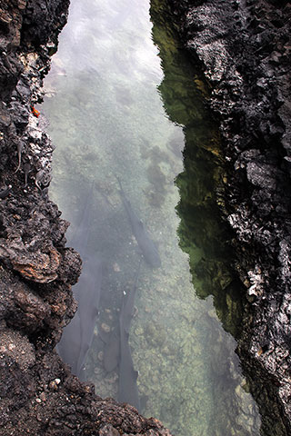 Canal formado por la lava